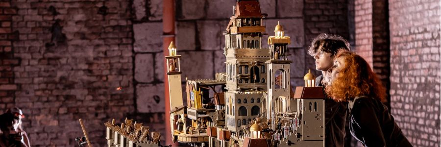 Kuthi - Tricktrek-Theater